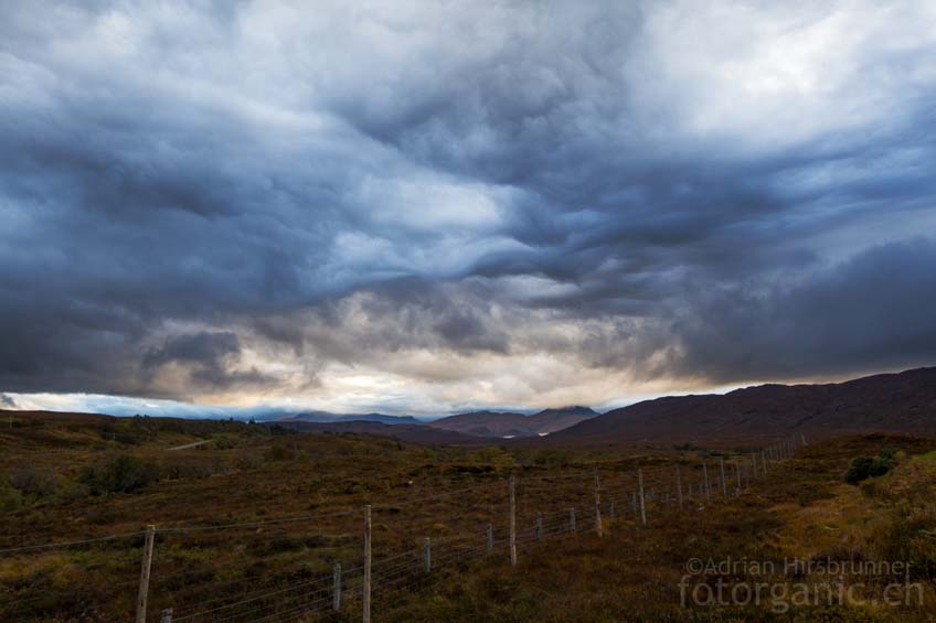 Das Herbstwetter in Schottland ist äusserst wechselhaft. Manchmal zaubert es malerische Stimmungen hervor.