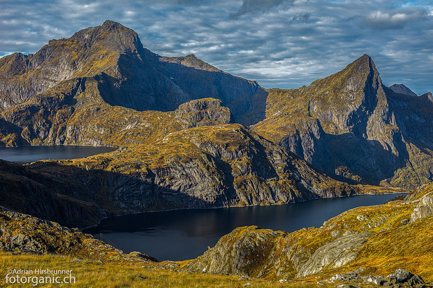 Bei der Munkebuhütte trifft man auf eine tolle Gebirgslandschaft.