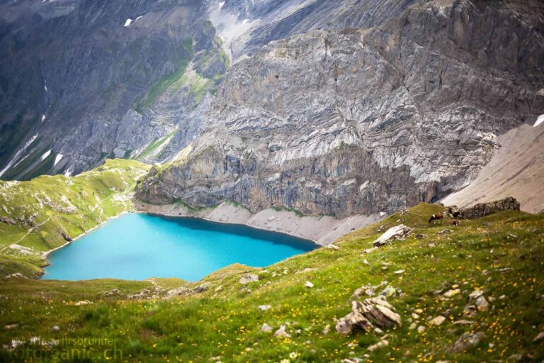 Herrlicher Blick auf den türkisblauen Iffigsee