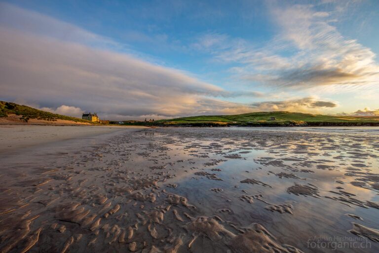 Am Balnakeil Beach zieht sich die Flut zurück. Zeit für einen Abenspaziergang